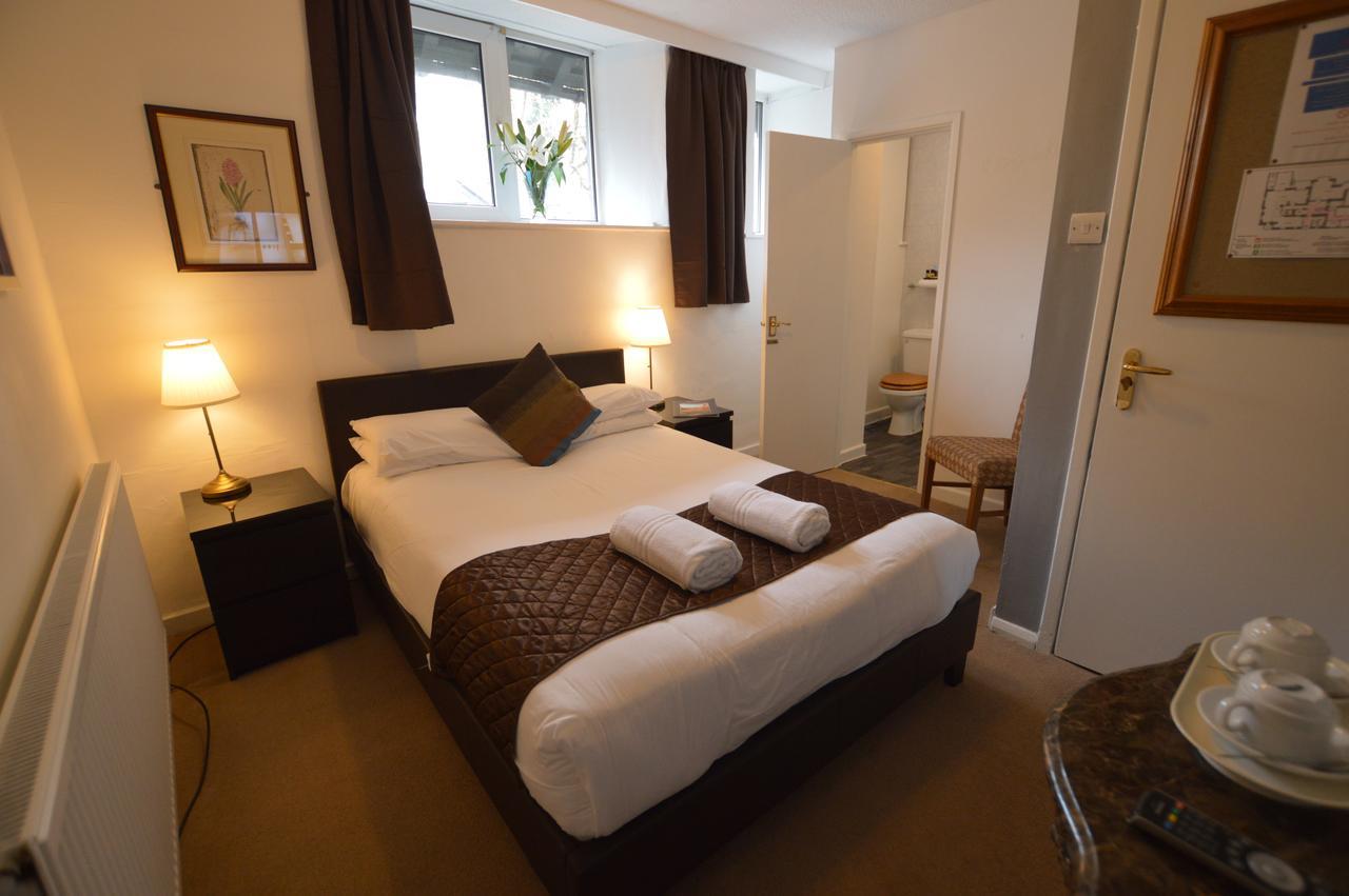 Hôtel The Grey Walls à Windermere Extérieur photo