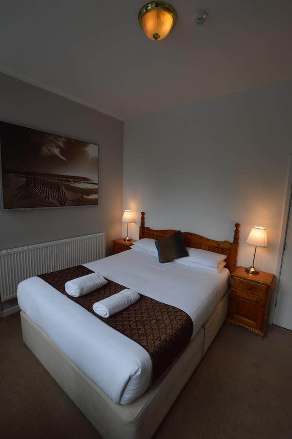 Hôtel The Grey Walls à Windermere Extérieur photo